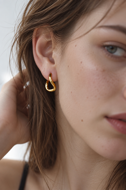 Liquid Loop Pierce