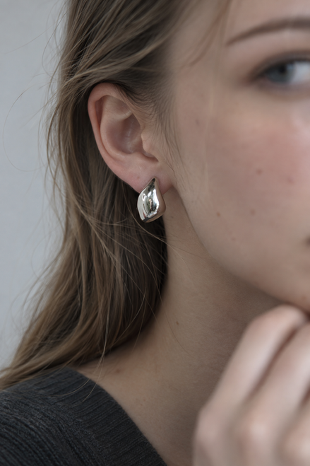 Tulip Bud Earring