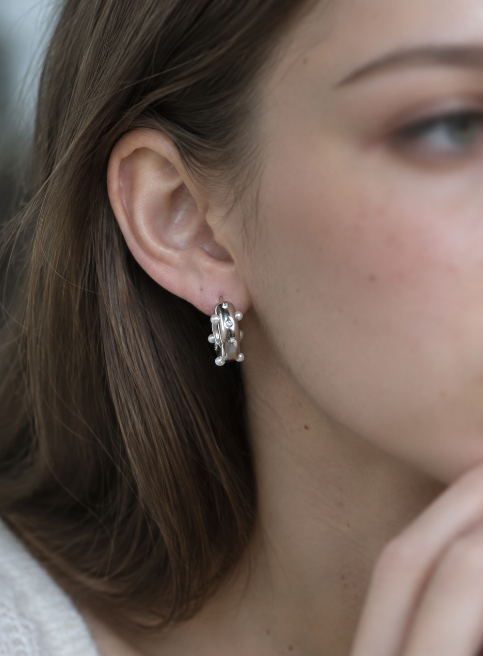 Honey Pearl Pierce