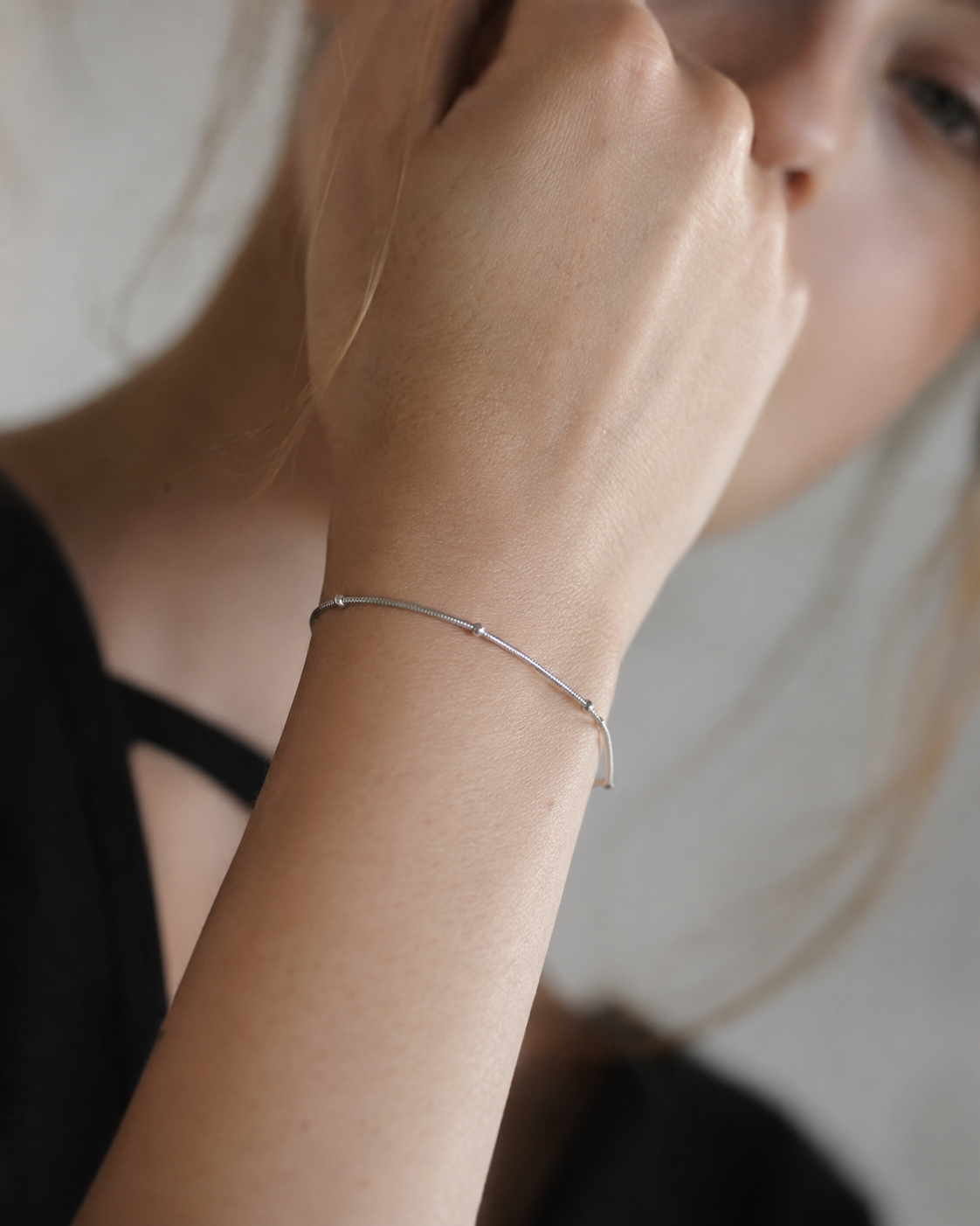 Delicate Dot Chain Bracelet