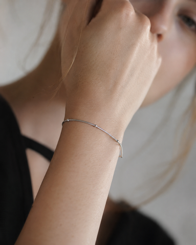 Delicate Dot Chain Bracelet