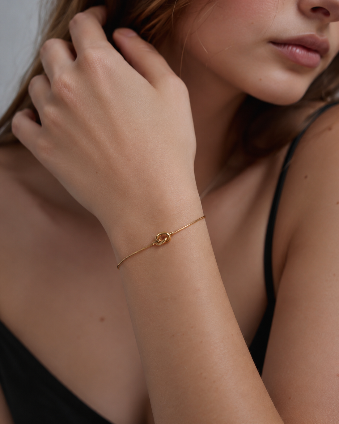 Knot Symbol Bracelet
