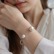 Pearl Orbit Bangle