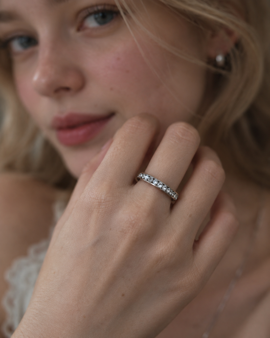 Linear Glow Ring