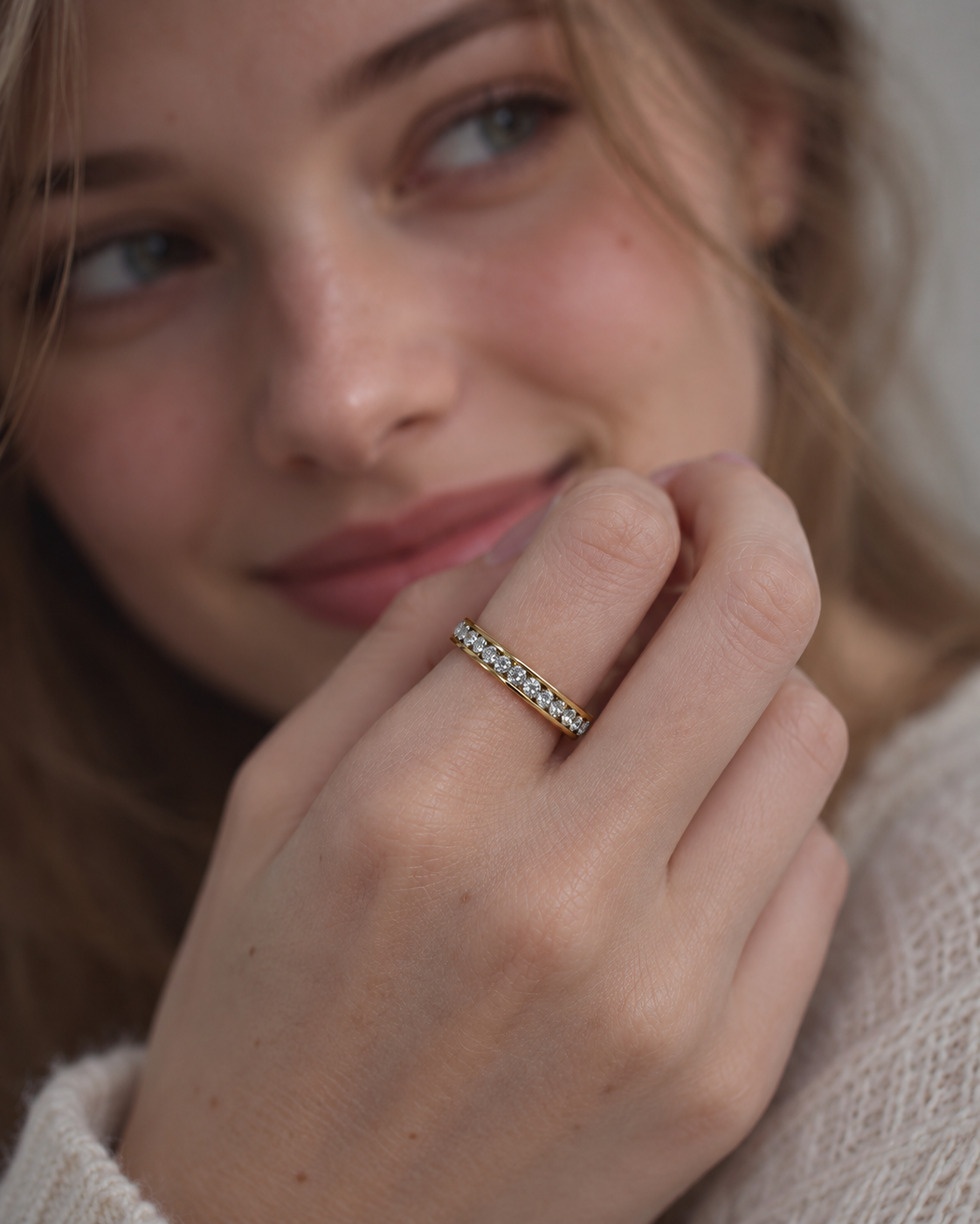 Linear Glow Ring