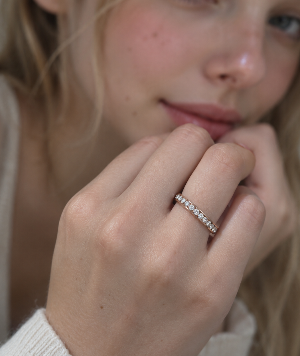 Linear Glow Ring