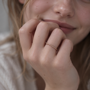 Fil Roug Twist Ring