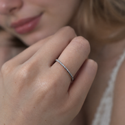 Fil Roug Twist Ring