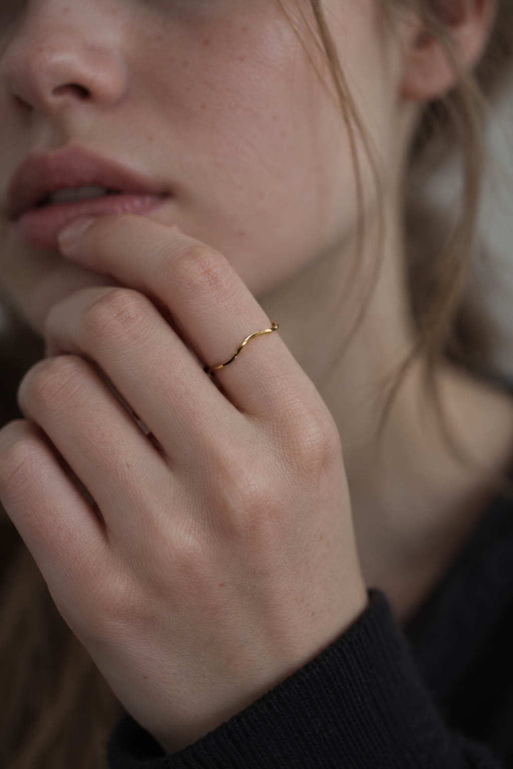 Mellow Wave Ring / Pinky ring