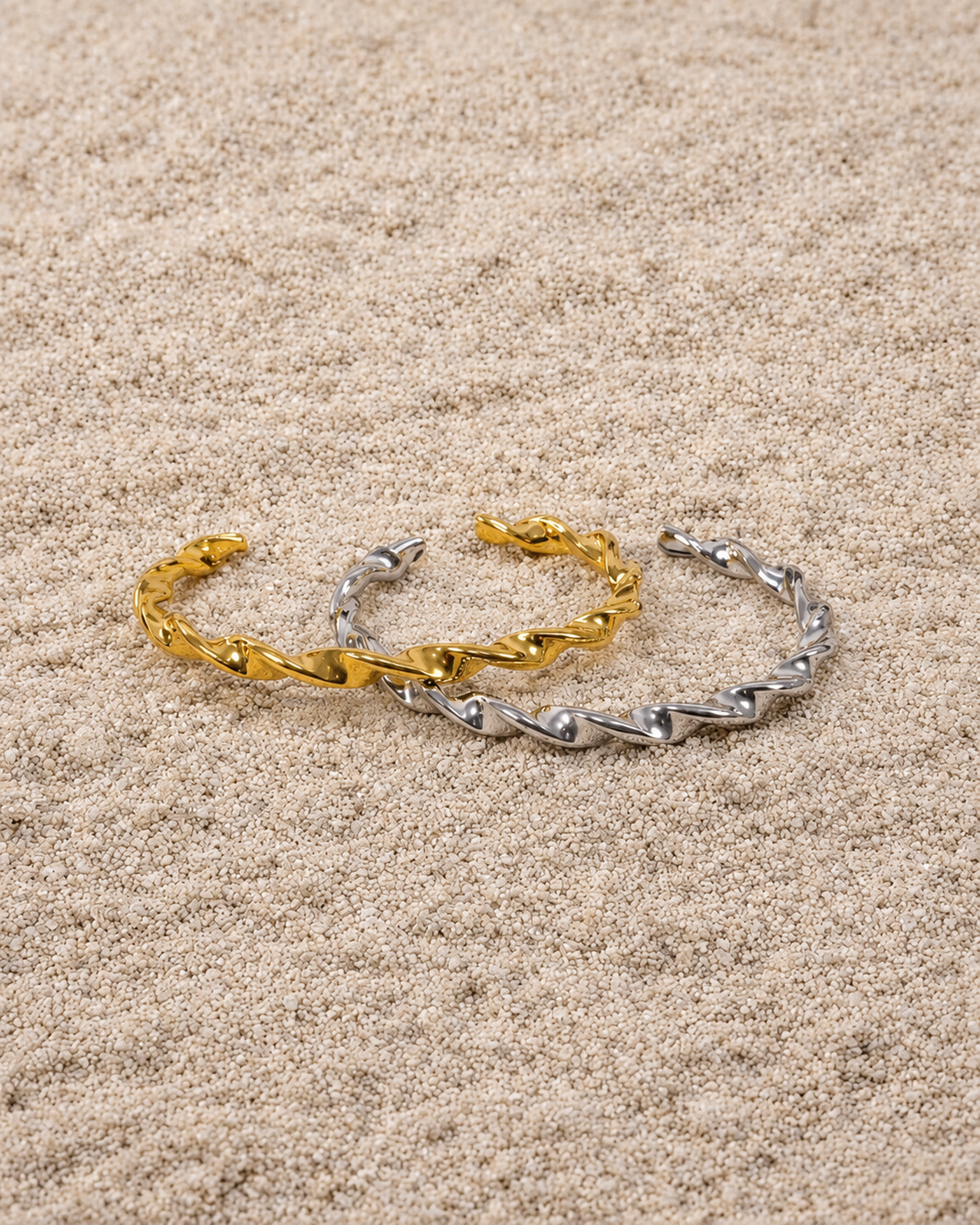 Twist Pulse Bangle