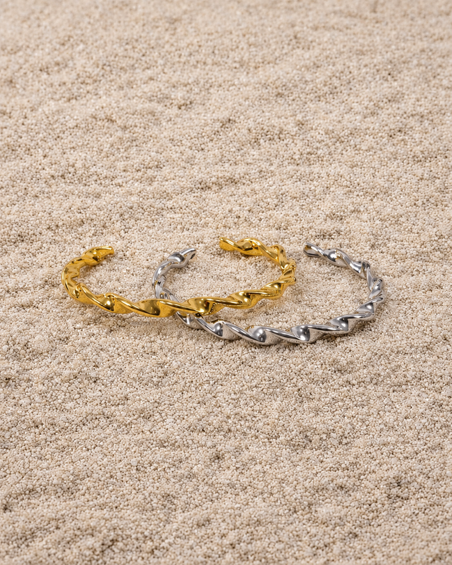 Twist Pulse Bangle