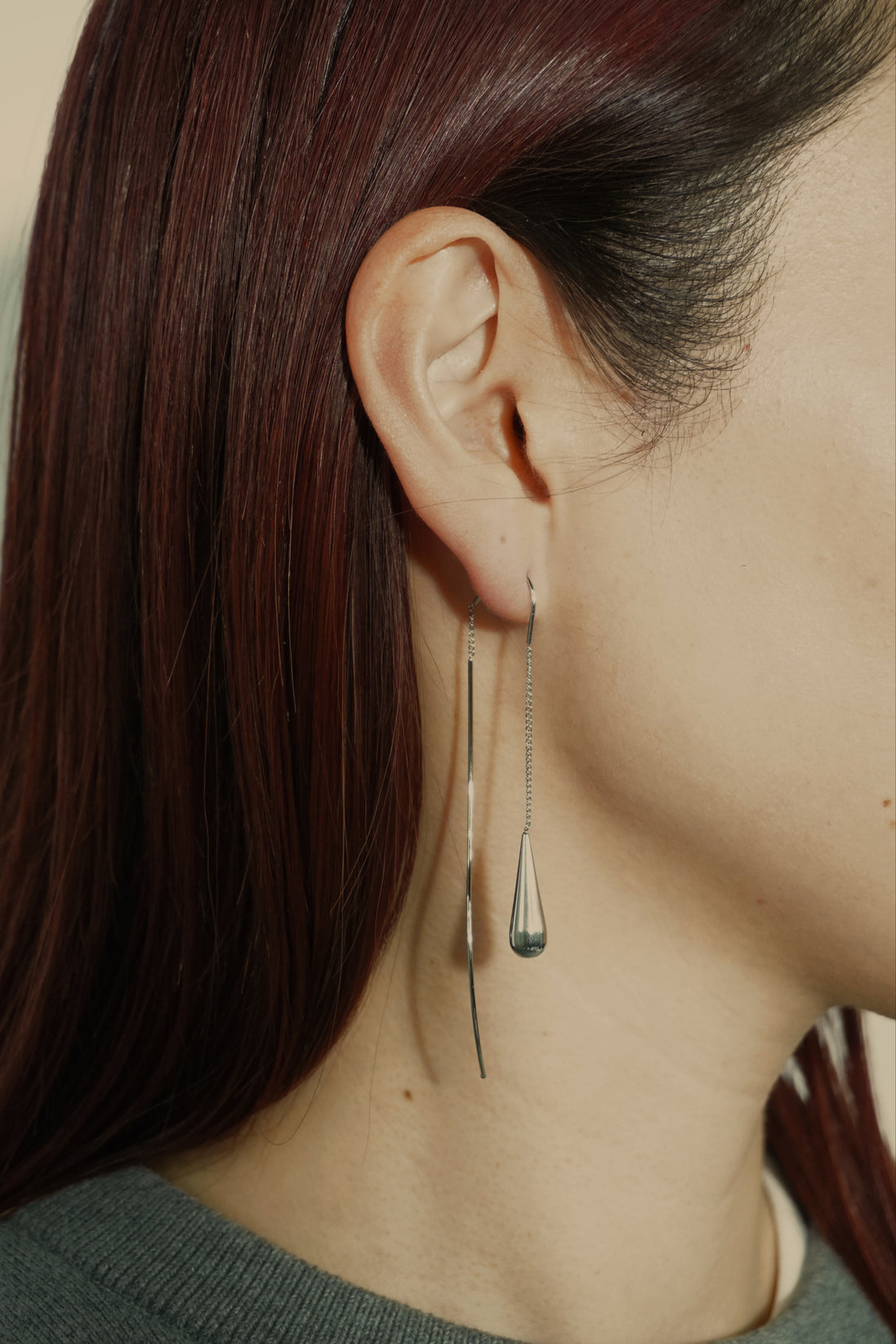 Linear Drip Charm Pierce