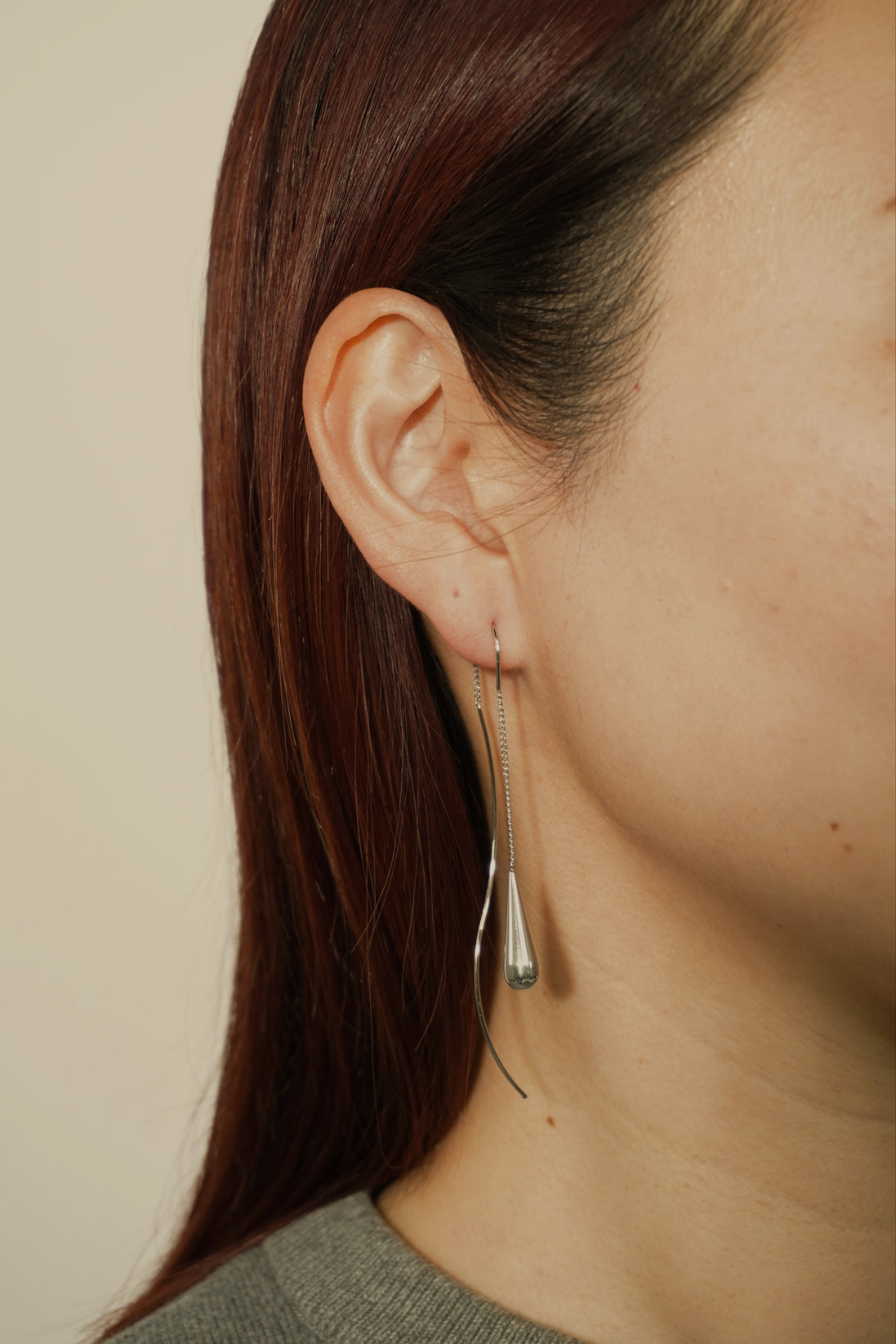 Linear Drip Charm Pierce