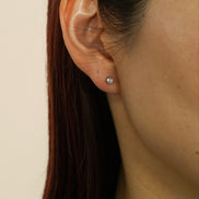 Tiny Spark Stud Pierce