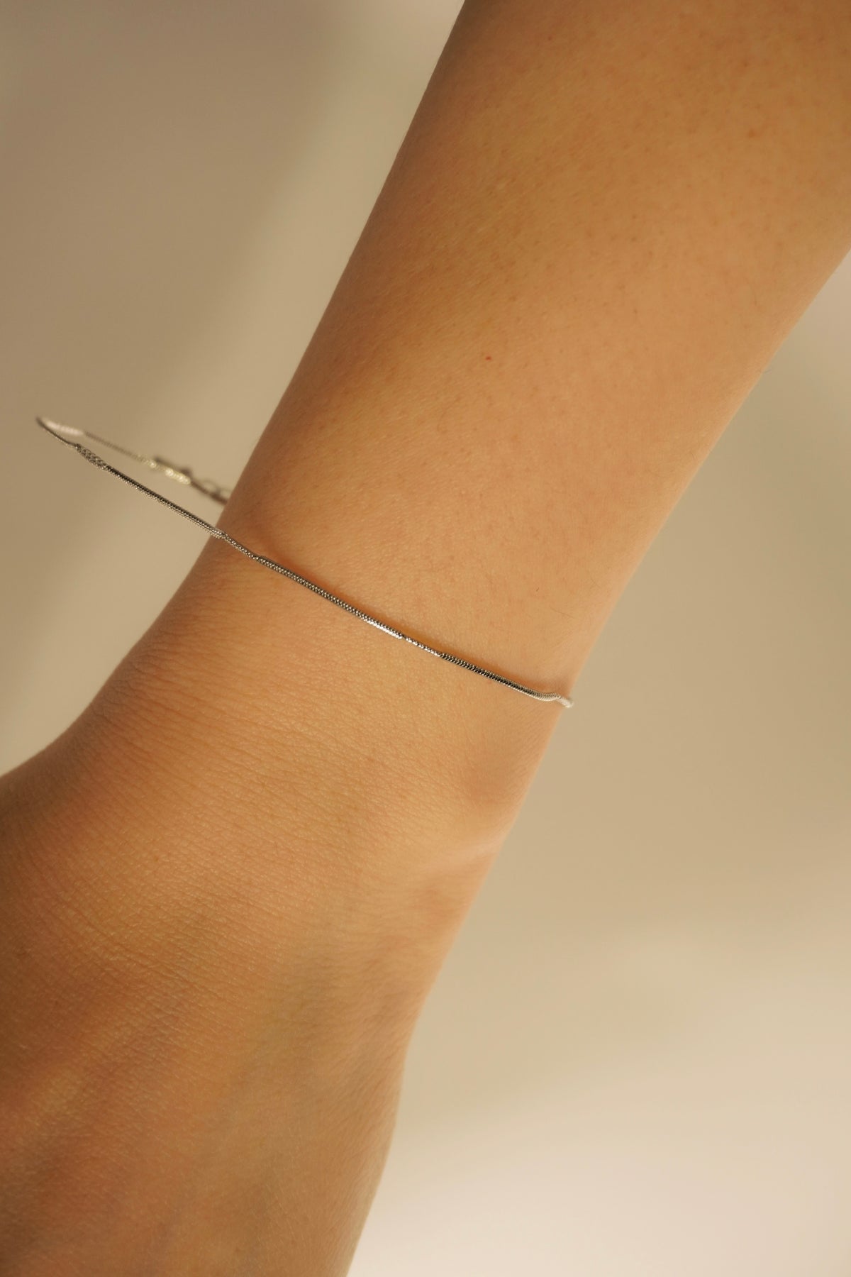 Petite Magic Line Bracelet