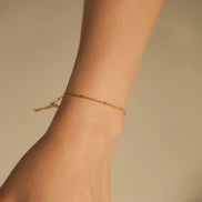 Delicate Dot Chain Bracelet