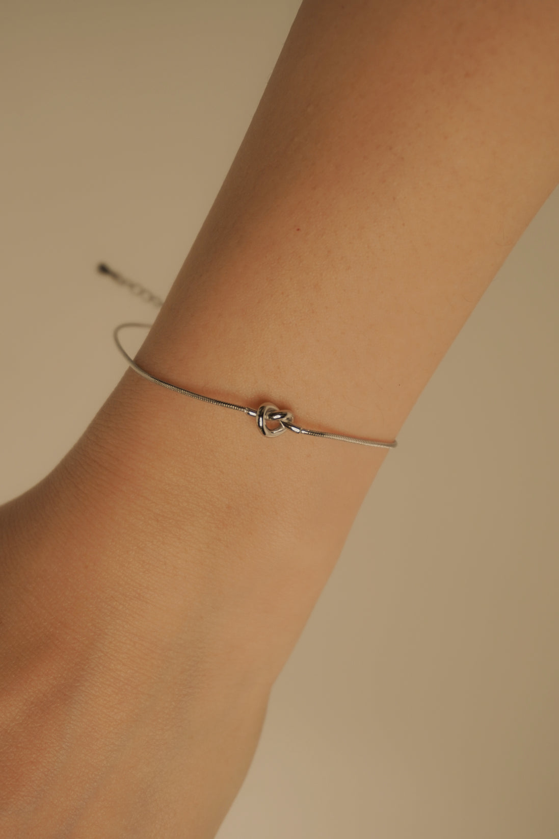 Knot Symbol Bracelet
