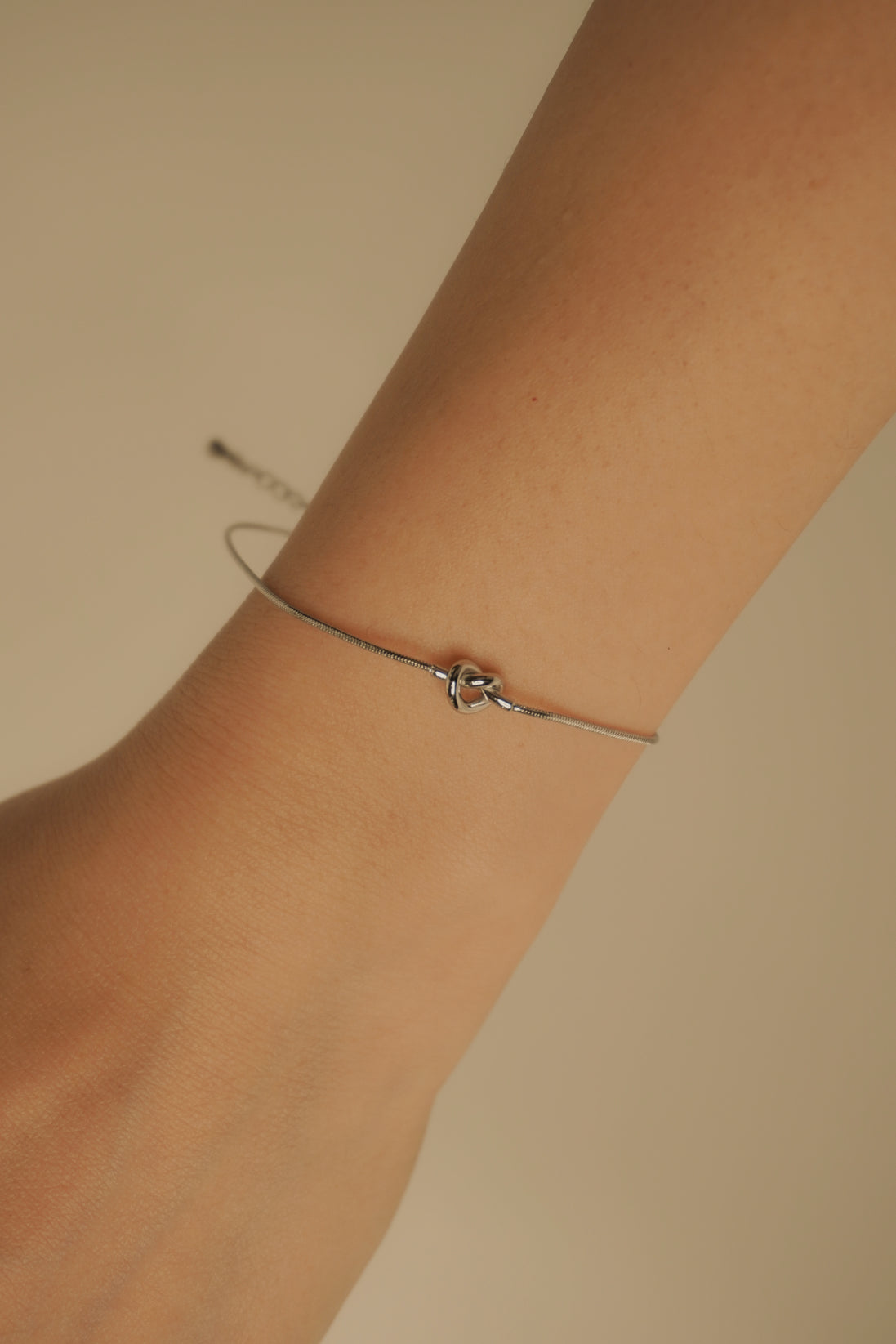 Knot Symbol Bracelet