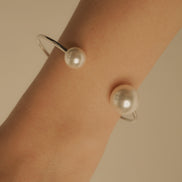 Pearl Orbit Bangle