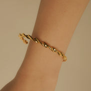 Twist Pulse Bangle