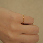 Mellow Wave Ring / Pinky ring