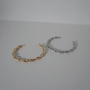 Twist Pulse Bangle
