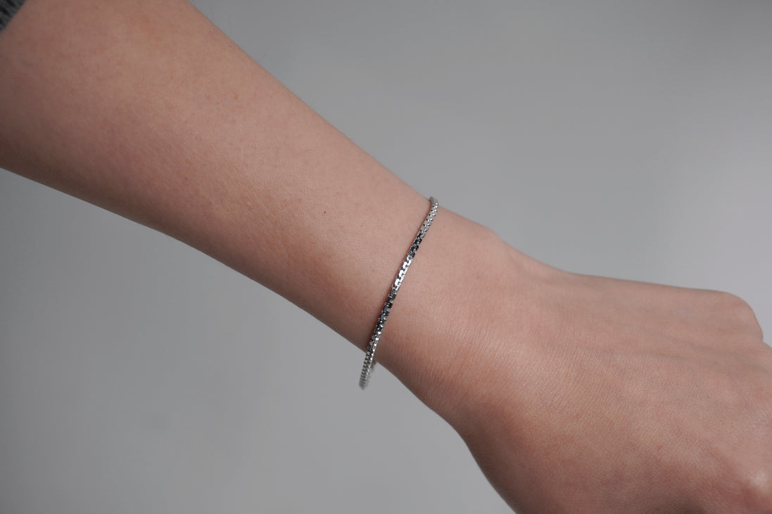 Épure Line Bracelet