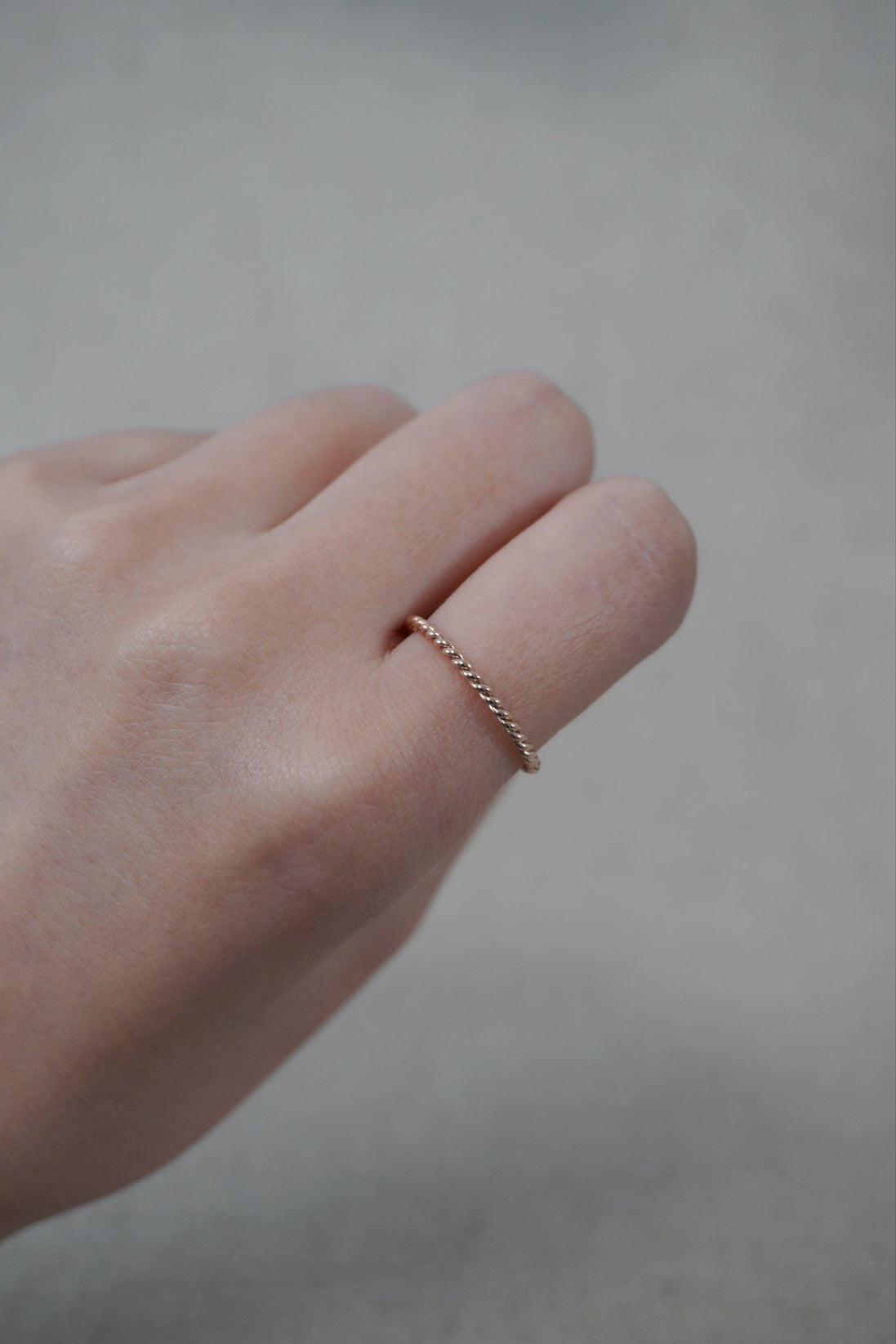 Fil Roug Twist Ring