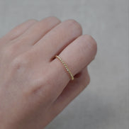 Fil Roug Twist Ring