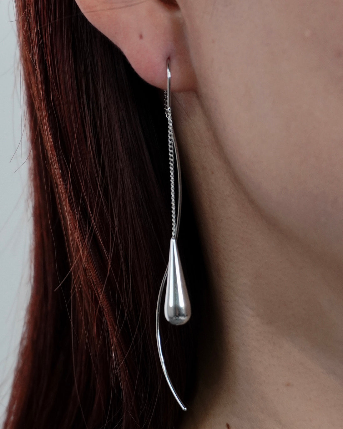 Linear Drip Charm Pierce