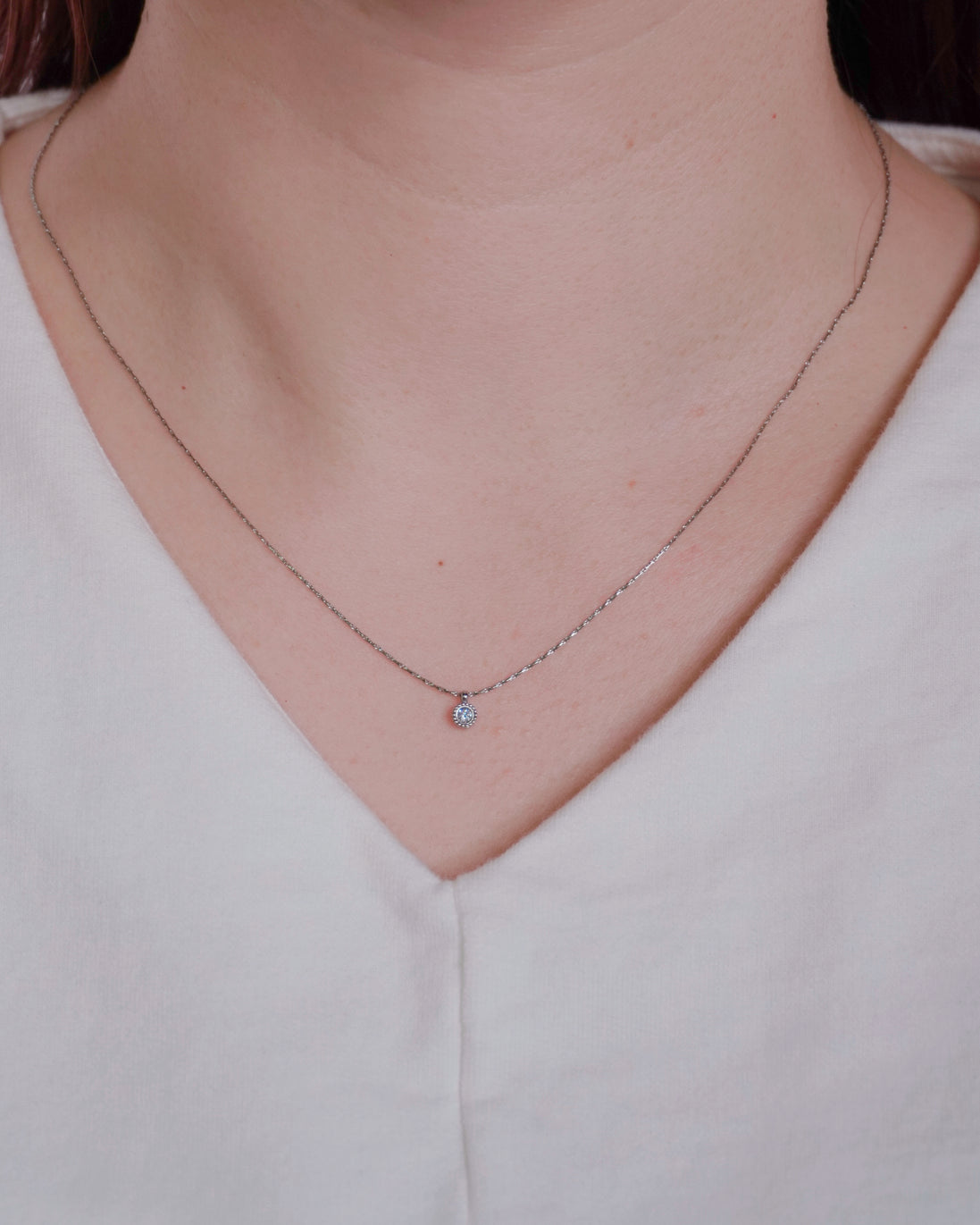 Éclat Tiny Pendant Necklace