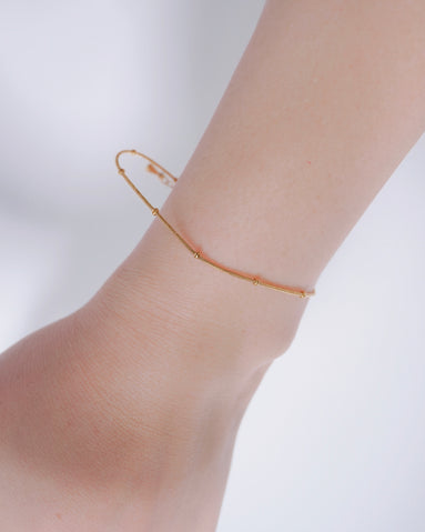 Delicate Dot Chain Bracelet