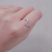 Vivid Curve Ring
