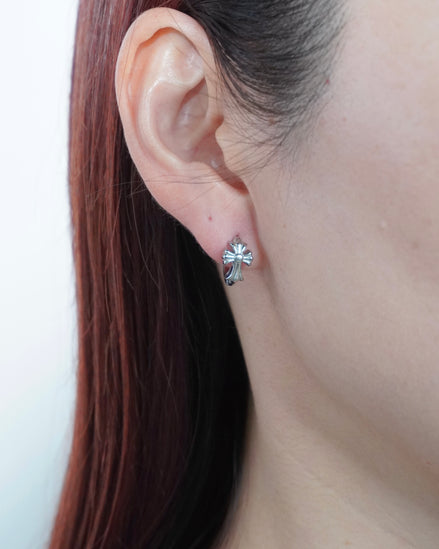 Chrome Bloom Pierce