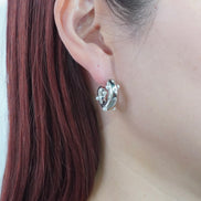 Honey Pearl Pierce