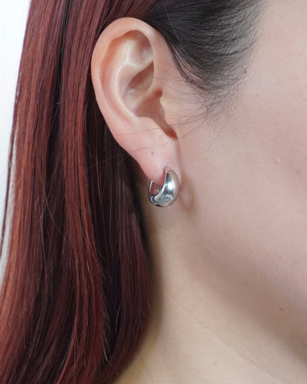 Honey Puff Clip Earring