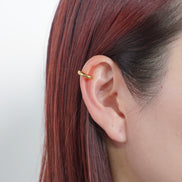 Tiny Hug Ear Cuff
