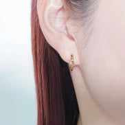 Knot Hoop Pierce