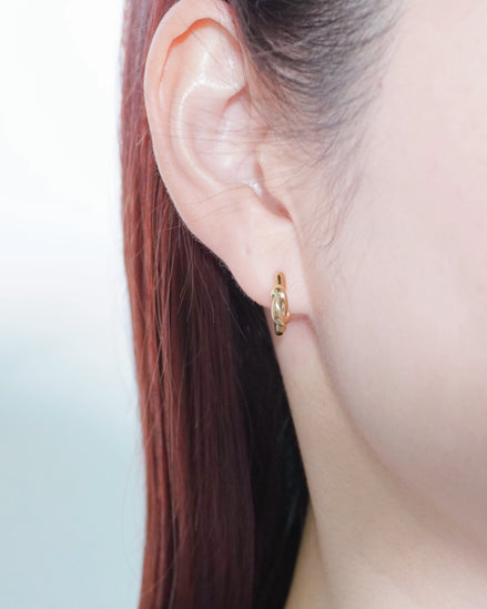 Knot Hoop Pierce