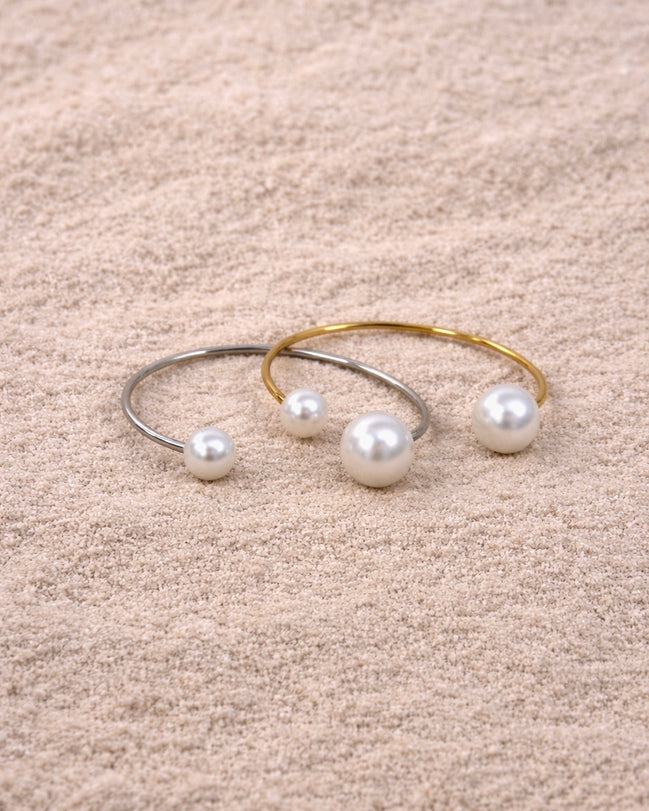 Pearl Orbit Bangle