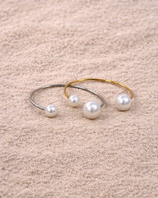 Pearl Orbit Bangle